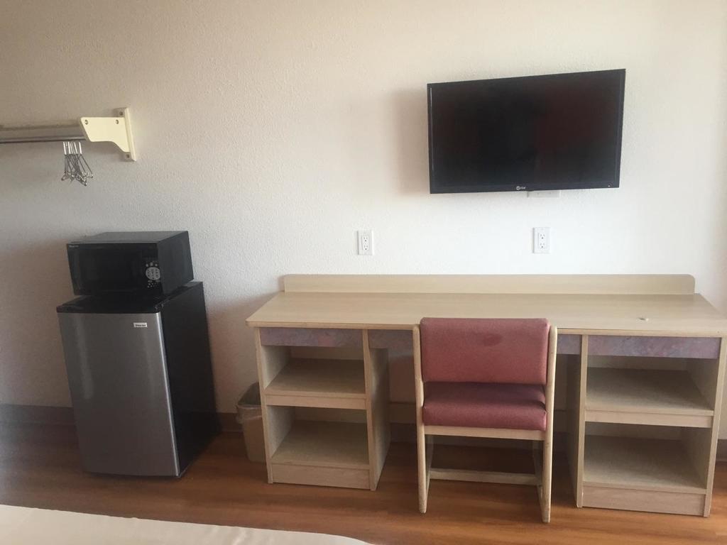 Motel 6 Lost Hills / Buttonwillow Racetrack Buitenkant foto