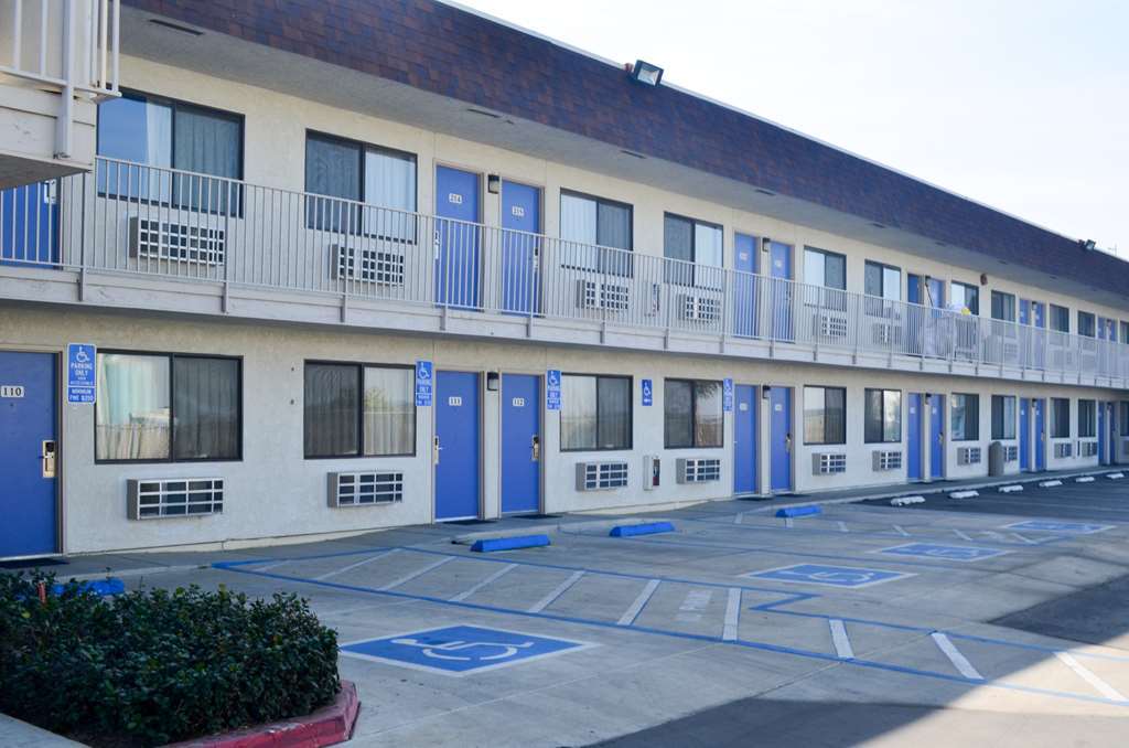 Motel 6 Lost Hills / Buttonwillow Racetrack Buitenkant foto