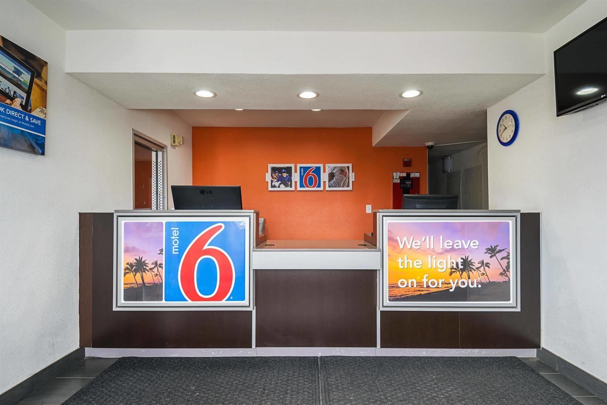 Motel 6 Lost Hills / Buttonwillow Racetrack Buitenkant foto