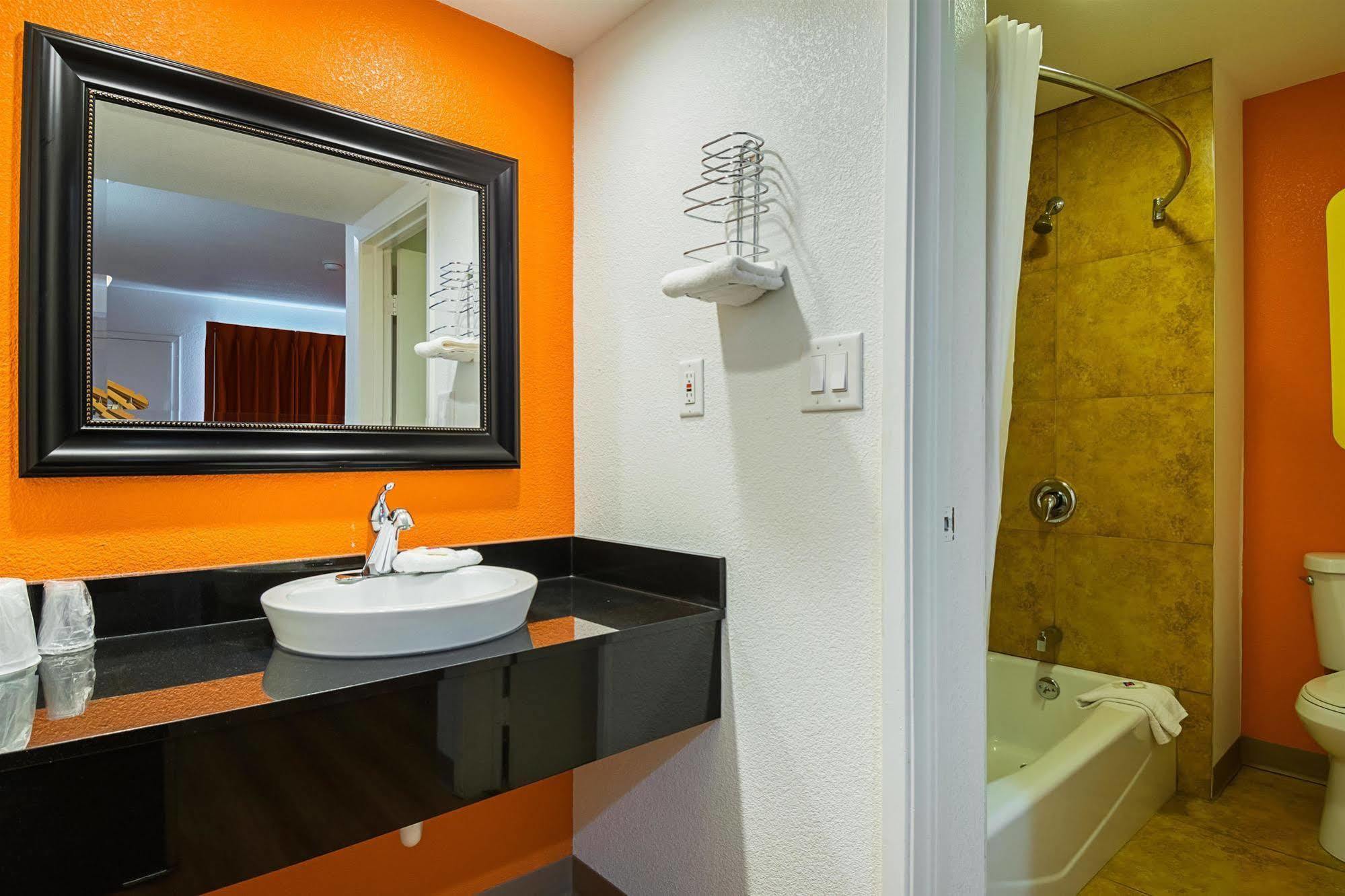 Motel 6 Lost Hills / Buttonwillow Racetrack Buitenkant foto