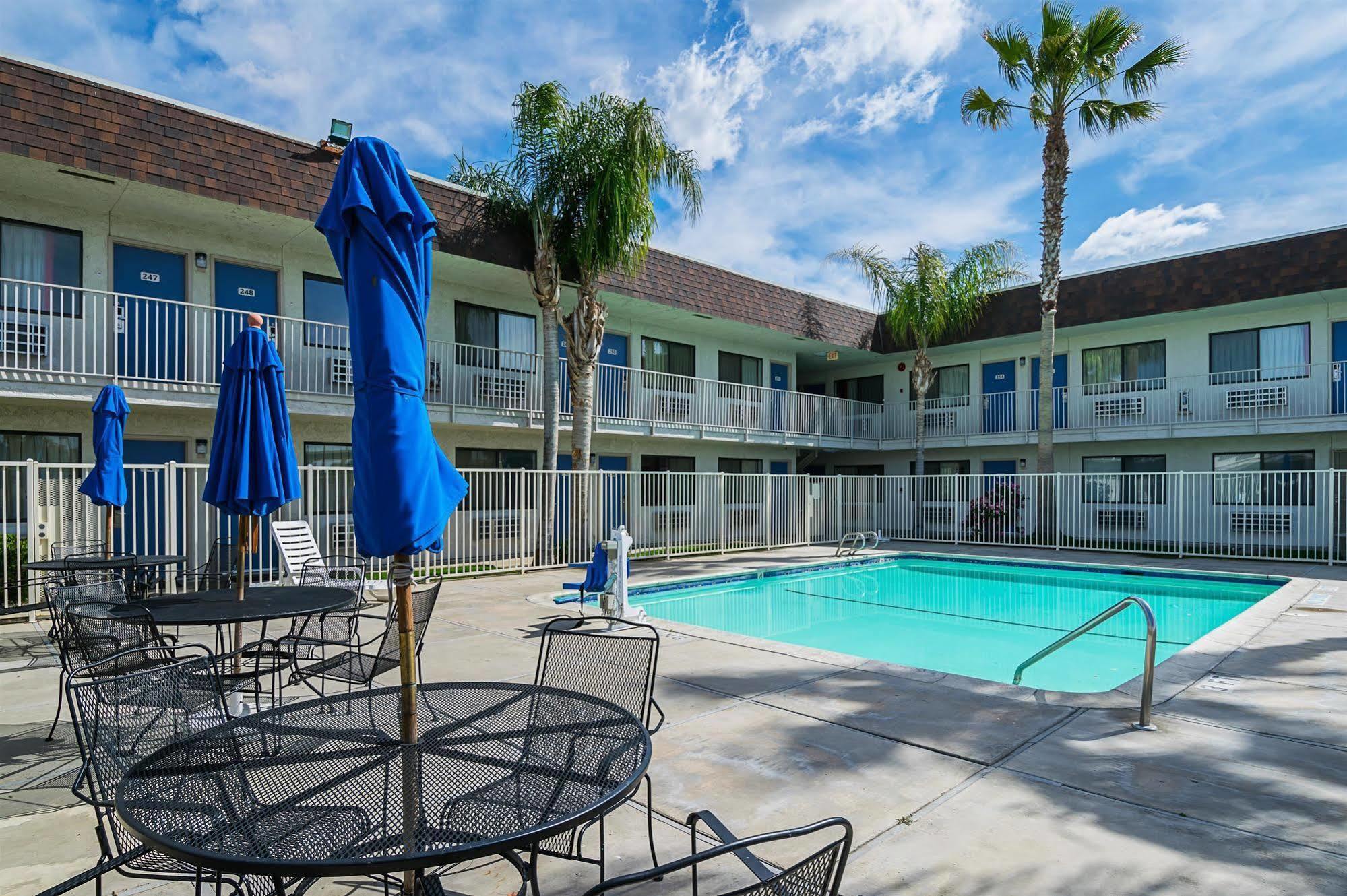 Motel 6 Lost Hills / Buttonwillow Racetrack Buitenkant foto